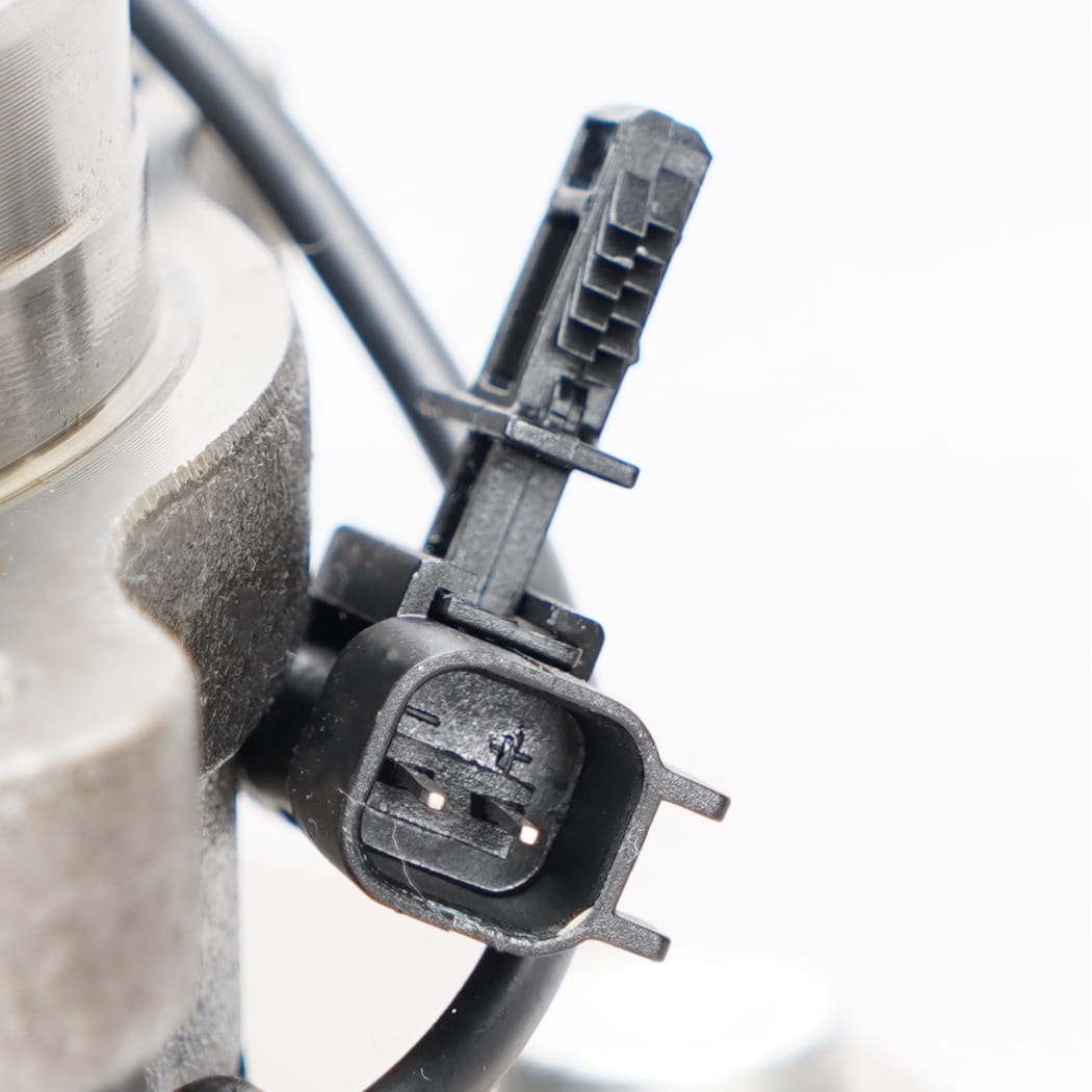 Hanhub 515144 Hub a ložisková sestava kompatibilní s Chevy Silverado 3500 HD Sierra 3500 HD nahrazuje 25807422 FWB1133 BR930826 SP620302 23203924 8-LUG